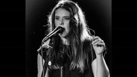 It is always a pleasure meeting new people in your life, but sometimes it can very stressful finding the right words to say. NICE TO MEET YOU... - FRANCESCA MICHELIN (2016 DALL'ALBUM ...