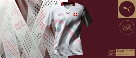 Maillot domicile, extérieur et third. Les maillots de foot de la Suisse Euro 2020