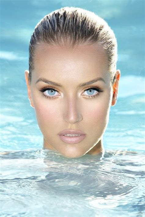 Choose from over a million free vectors, clipart graphics, vector art images, design templates, and illustrations created by artists worldwide! visage de femme