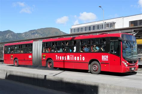 We did not find results for: Imputados dos hombres por disturbios en TransMilenio ...