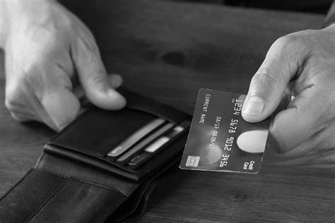 Here's how credit card payments work, with advice on avoiding interest charges and unnecessary fees, and protecting your credit score. When Is It Legal to Charge a Credit Card Processing Fee ...