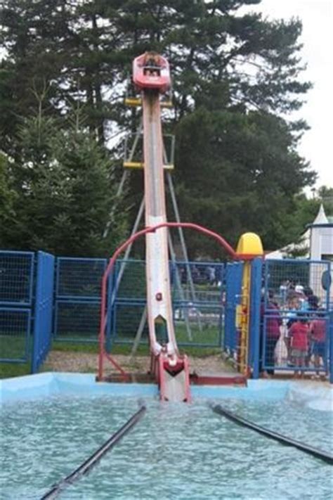 Le papier satiné pour l'impression numérique couleur. Le Nautic Jet - Photo de Parc des Combes, Le Creusot ...