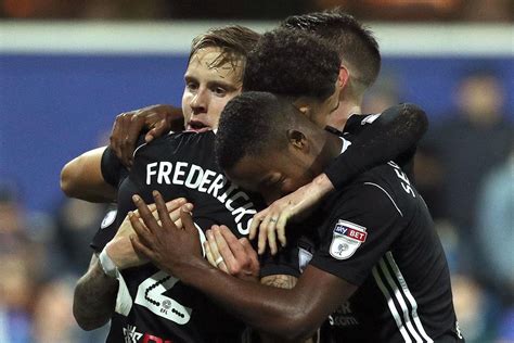 Stefan johansen | diretta.it offre lo storico di trasferimenti e le statistiche della carriera stefan johansen (qpr / norvegia). QPR 1-2 Fulham match report: Stefan Johansen goal seals ...