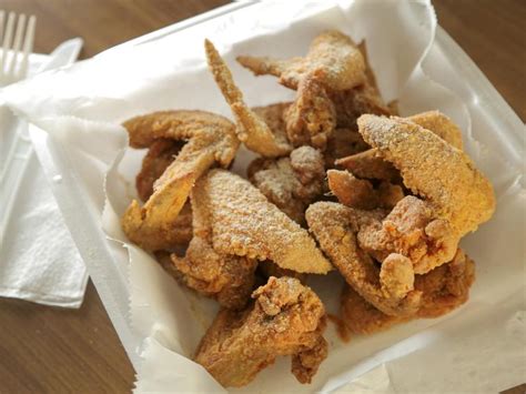 Add your wings to the oil. Eastside Fish Fry's Famous Deep-Fried Chicken Wings Recipe ...