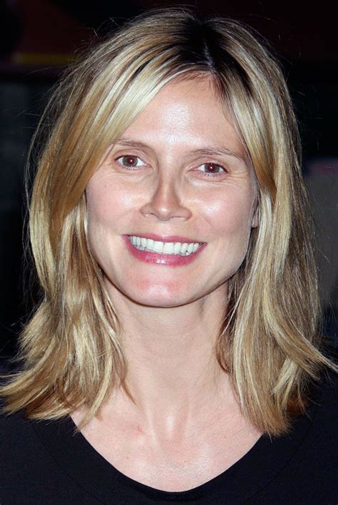 Unter einer locker über die schultern gelegten decke. Heidi Klum without makeup | Frisuren, Klum, Heidi klum ...