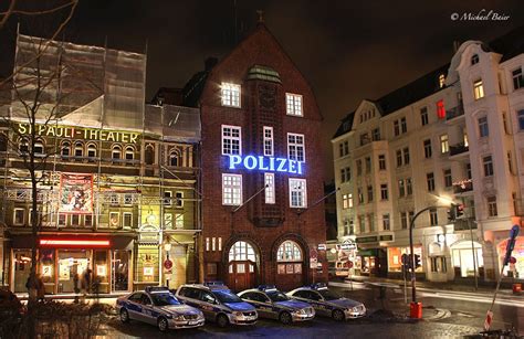 Hamburg st pauli nightlife district (from rub 24,133.27). Davidswache Hamburg (St. Pauli) (Police station in the red ...