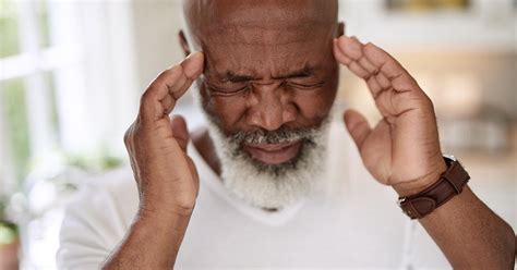 What are the symptoms of a gluten attack? NewLifeOutlook | Migraine
