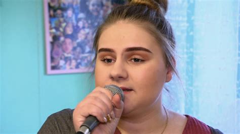 Pünktlich zu heiligabend verkündete sarafina wollny (25) die großartigen neuigkeiten: Sarafina Wollny Hochzeit Schleppe - Hochzeits Idee