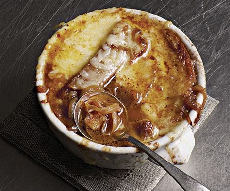 How to make onion soup. Classic French Onion Soup - Recipe - FineCooking