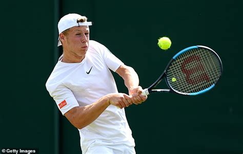 Bănățeni pentru timiș, sebastian răducanu. Precocious Anton Matusevich knocked out of boys' singles ...