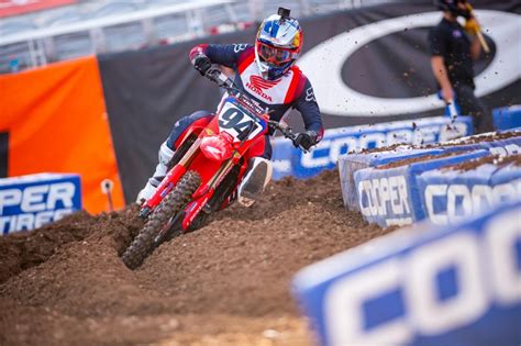 Are you wondering who won the fight last night? Flawless Win for Roczen at Salt Lake City 5 AMA Supercross ...