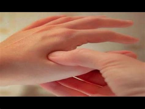 Di sini ada dikongsikan penerangan mengenainya dan juga 5 cara menghilangkan sakit belakang yang kronik. Sakit Kepala Bagian Belakang Telinga Kanan