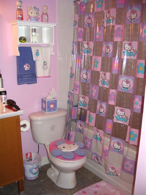 See more ideas about hello kitty, kitty, hello kitty bathroom. Pink! | My Hello Kitty bathroom which is no longer ...