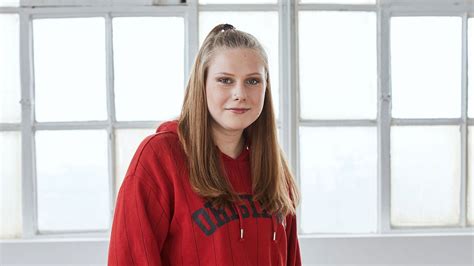 Tweety wysyłane przez tego użytkownika będą widoczne tutaj. Lavinia Wollny: Große Sorge nach dem Schlank-Hammer! | InTouch