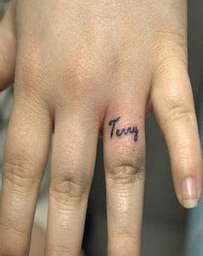 Generate name tattos on ring finger. Significant Others First Name on Ring Finger Tattoo ...