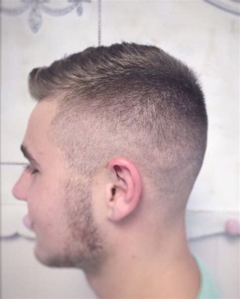 Choose the right one that will fit your face type and whole image. Pin on 01剪髮設計-Fade haircut