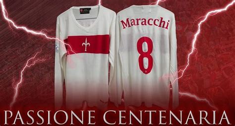 Maglia da gara ufficiale home ac monza della stagione 2019/2020. Triestina-Monza, Alabarda in campo con la storica maglia ...