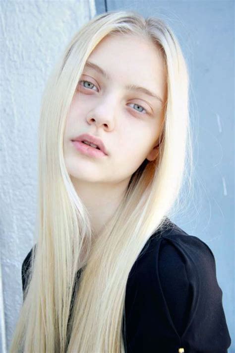 It would also look great against. very pale blonde | h a i r & beauty | Pinterest