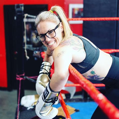 Heavyweight ranking mma the highest ratio of knockout finishes of any weight class.worldwide rankings are for fighters in the ufc Heather "The Heat" Hardy @heathertheheat (With images ...