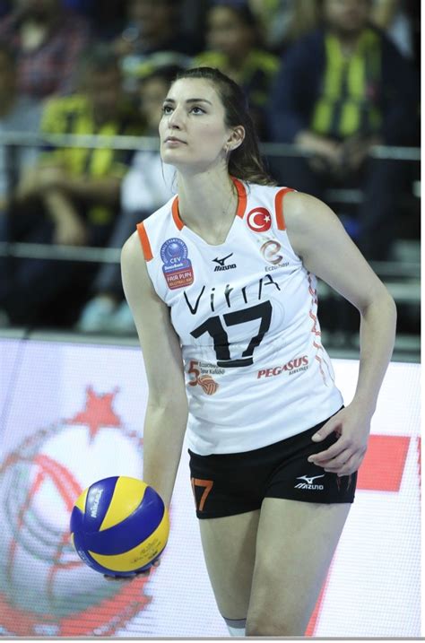 Görünümler 46 b8 yıl önce. Neslihan Demir | Spor, Voleybol