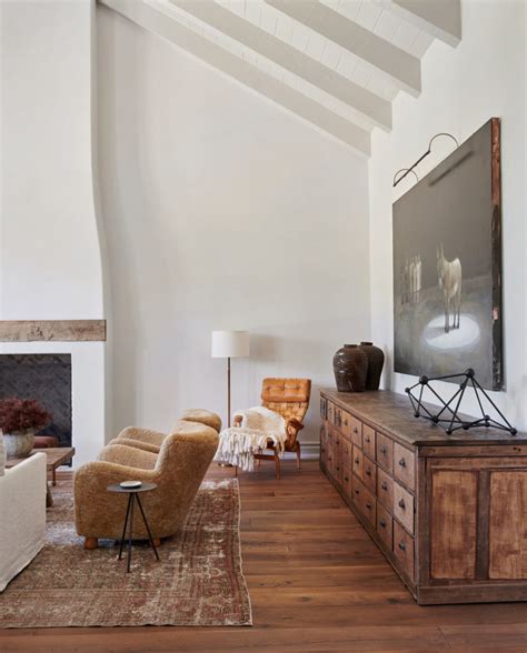 This weeks inspired interiors feature is one such amber interiors home tour. Inspired Interiors: Amber Interiors Home Tour - patterns ...