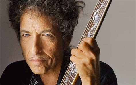 Often regarded as one of the greatest songwriters of all time, dylan has been a major figure in popular culture during a career spanning nearly 60 years. Боб Дилан выпустил тройной кавер-альбом «Triplicate»