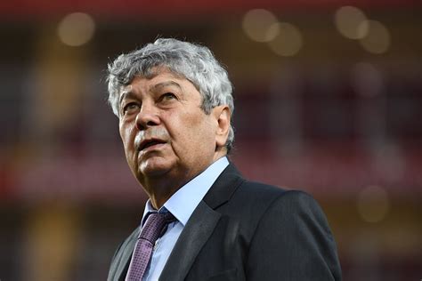 Lucescu, técnico del shakhtar, se enamoró de brasil en una gira con rumanía en 1968 y ahora cuenta con 13 brasileños en su equipo. Romeno Mircea Lucescu diz ter recebido proposta do Santos