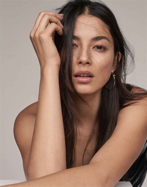 Jessica gomes is an australian model who is famous for her modeling in victoria's secret.jessica has also appeared in the american publication swimsuit sports illustrated continuously from 2008 to 2015.in the fashion industry, she represents both asia and australia. Jessica Gomes in InStyle Australia June 2017 by Stephen Ward