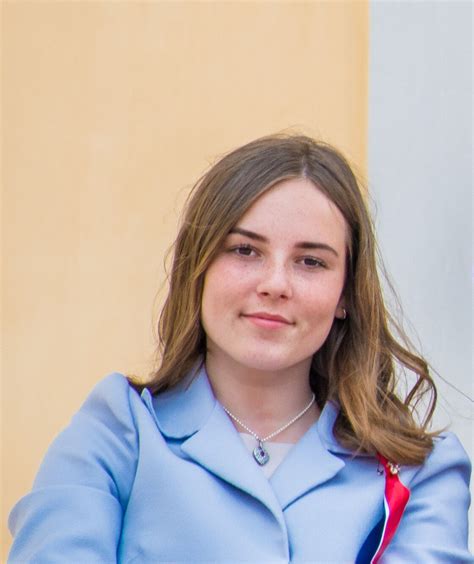 Her birthday, what she did before fame, her family life, fun trivia facts, popularity at the time of her birth, princess ingrid alexandra of norway, a member of the house of. Ingrid Alexandra, la fille de Mette-Marit de Norvège, 15 ...
