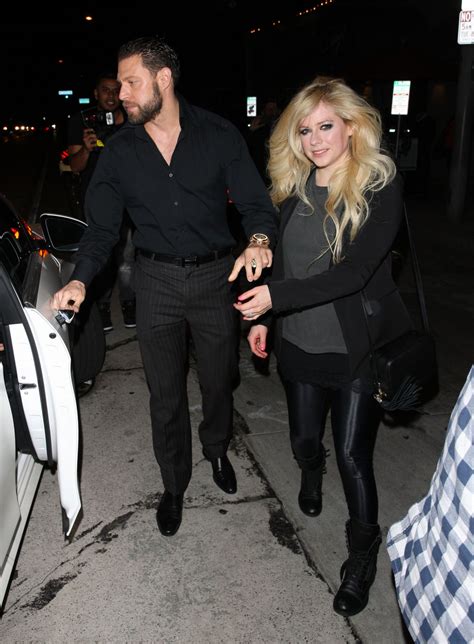 Many rumors about avril made headlines in the early 2000s. AVRIL LAVIGNE Leaves Craig's Restaurant in West Hollywood 08/19/2017 - HawtCelebs