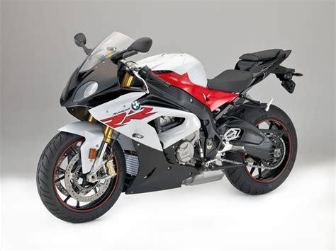 La bmw s 1000 r es pura energía con el adn de los deportes de competición. BMW S 1000 RR, Test, Gebrauchte, Technische Daten
