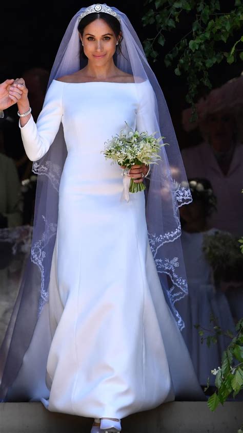 Ihr pünktchenkleid ist unten gar nicht brav 2021, juni. So oft ließ sich Herzogin Meghan schon von Audrey Hepburn ...