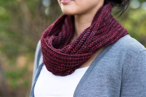 Thought i'd pass on a tip i just learned. Barbara Cowl | AllFreeKnitting.com