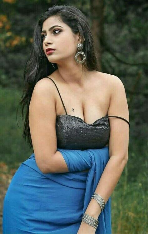 South indian actress anasuya bharadwaj latest photoshoot stills in black saree. Pin on Saree Hot