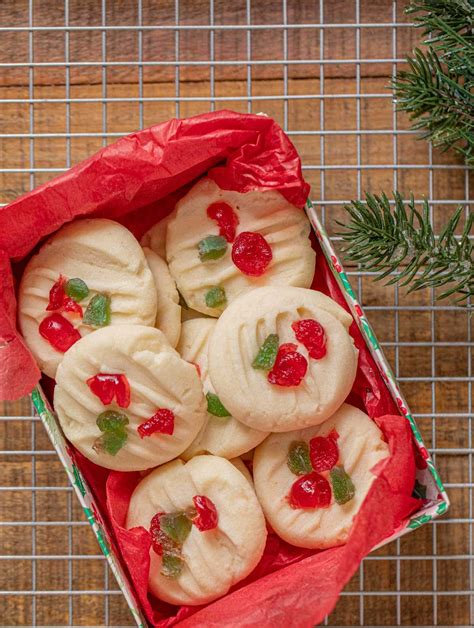 Put the butter and confectioners' sugar in the bowl of a stand mixer fitted with the paddle attachment (or in a large bowl using an. Shortbread Recipe On Cornstarch Box - The Heart Of My ...