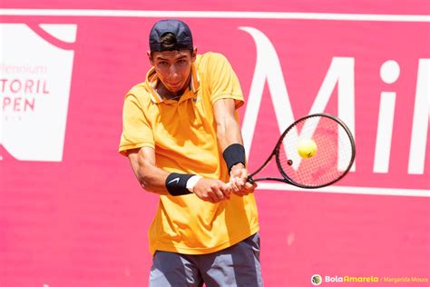 28/02 australia's popyrin wins first atp title in singapore. Popyrin vence e garante quadro principal no Estoril Open