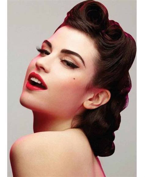 Use hair rollers to get these gorgeous waves on a half updo. 2020 Popular 50S Updo Hairstyles For Long Hair