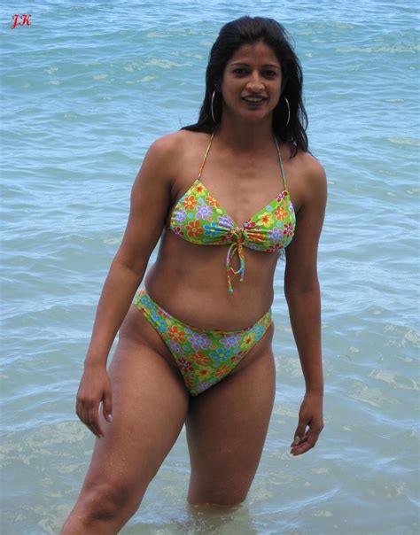 Mallu sindhu, upload, share, download and embed your videos. Hot Mallu Aunty Bikini Wallpapers | mallu aunty bikini ...