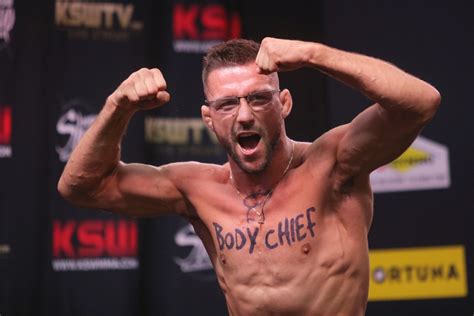 Mateusz gamrot w wielkim stylu udowodnił, że ma wielki apetyt na karierę w federacji ufc. MMA. Media: Mateusz Gamrot w październiku zadebiutuje w ...