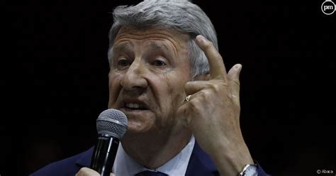 Philippe de villiers, de son nom complet philippe le jolis de villiers de saintignon, est un homme philippe de villiers obtient une maîtrise de droit public à l'université de nantes en 1971, puis le. Philippe de Villiers accuse le CSA d'avoir annulé sa venue dans "C à vous", le régulateur et ...