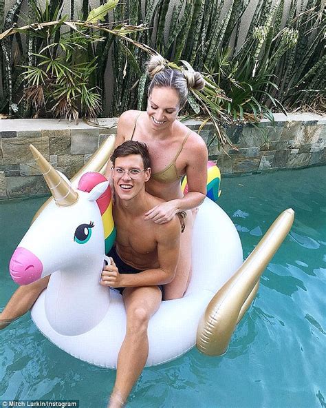 Delly carr/swimming australia campbell's trials and tribulations before, during and after rio. Emily Seebohm flaunts incredible gym-honed figure in tiny ...