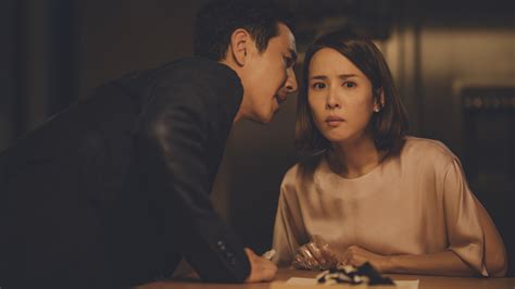 Lee sun kyun is a south korean actor. 'Parasite' Review: An Extraordinarily Cunning Masterpiece ...