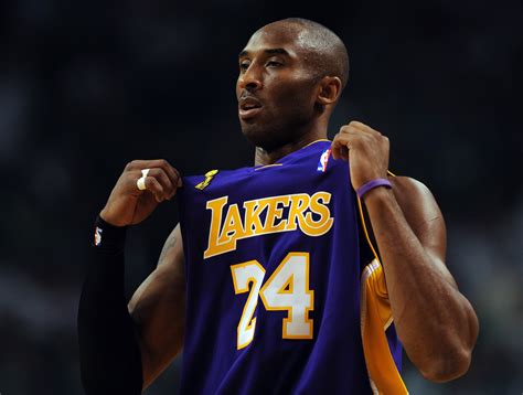 Kobe Bryant dead in fiery helicopter crash in California that also 