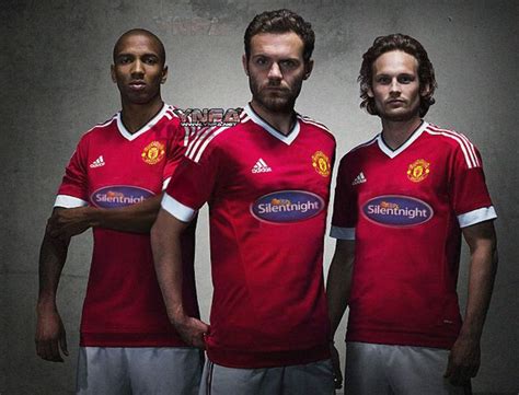 Goal by man utd 3. Manchester United unveil new sponsor - appropriate too # ...