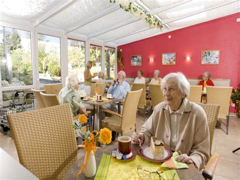 Sortierung nach umkreis, preis oder tranparenz. Haus Kamilla - Cafe, Friseur und Kiosk