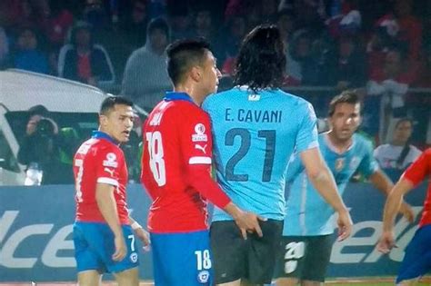 Por último, jara sostuvo que después nos topamos en la adulta con las mismas rivalidades. El manoseo de Jara que terminó con Cavani expulsado ...