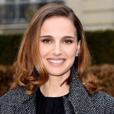 En esta sección trataré de exponer algunas de las mejores. Natalie Portman, 35 años, en 35 'looks' | Natalie portman ...