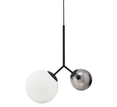 Ce luminaire nordique arbore un look industriel et minimaliste avec un style très contemporain. Suspension, Twice, blanc, fumé, noir, H70cm - House Doctor ...