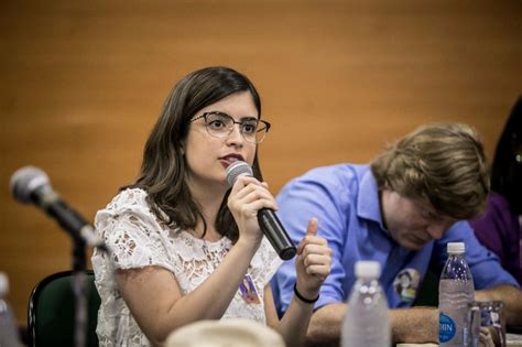 A deputada federal tabata amaral e o prefeito de recife, joão campos, falaram se constantino: Tabata Amaral explica porque é a favor da reforma: 'Meu ...