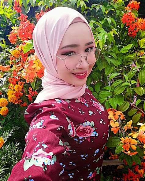 How do we know they're the hottest? Koleksi Hijabers Cantik dan Montok Asal Malaysia #1 ...